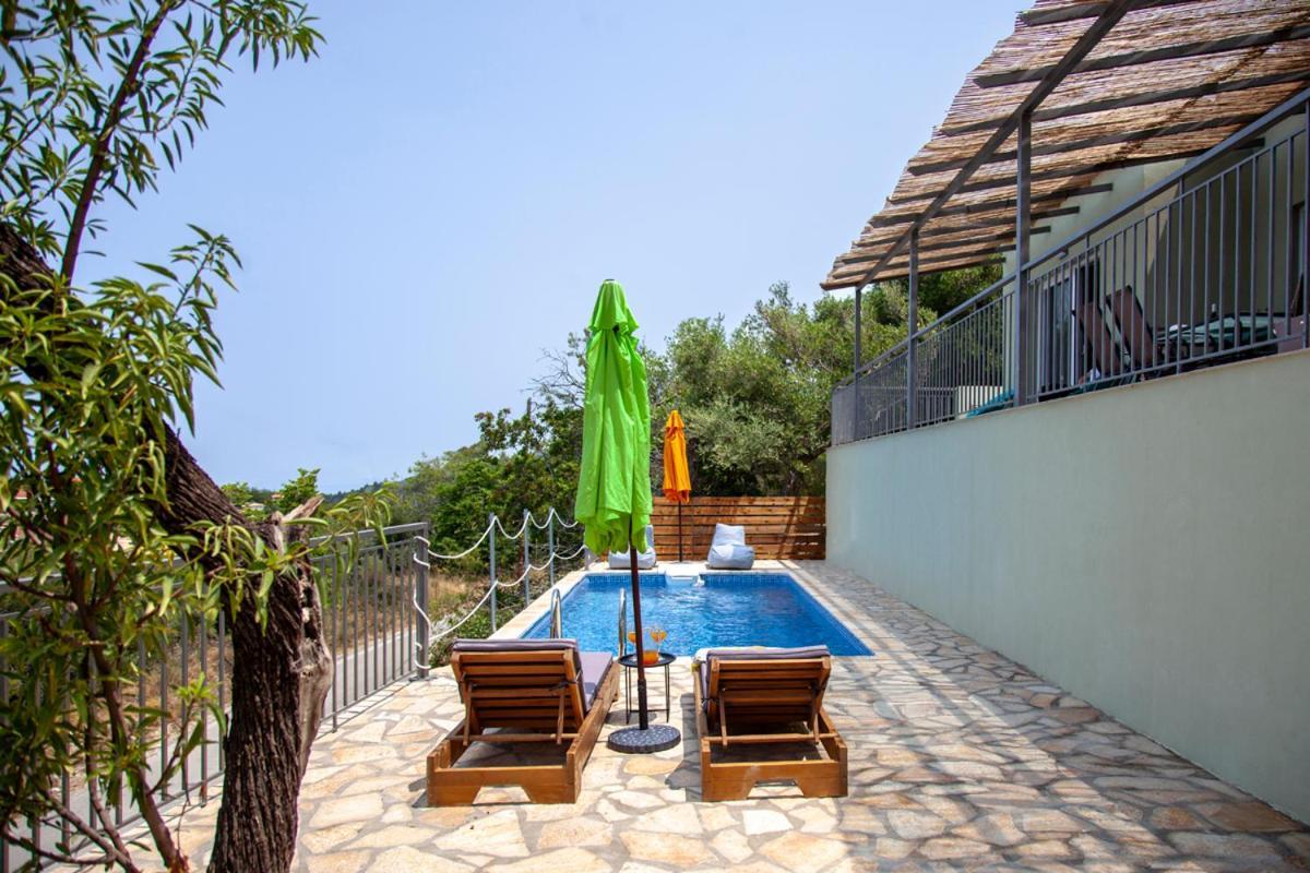 Villa Marina กาลามิตซี ภายนอก รูปภาพ